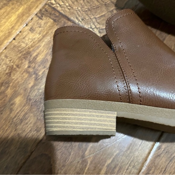 Frye and Co Ilisha booties - Picture 4 of 7